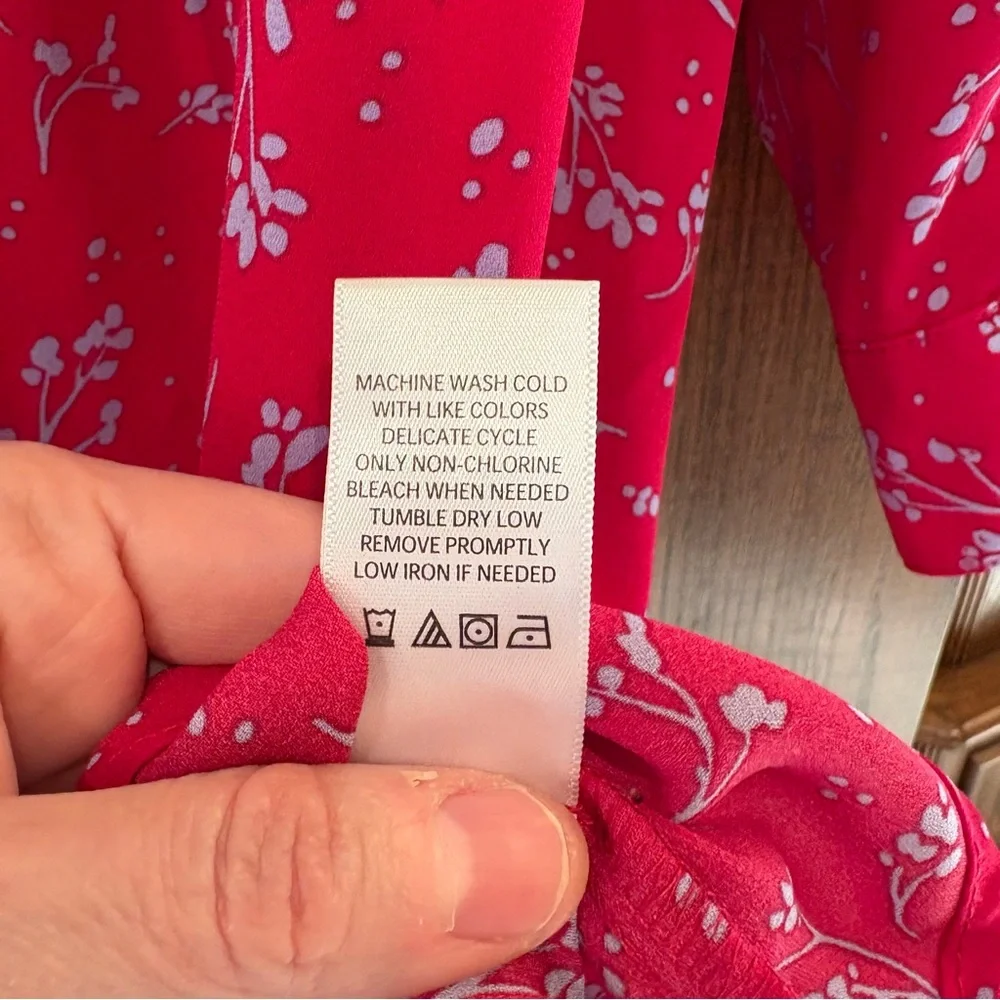 The Pioneer Woman Micro Ruffle Tiered Tunic S P2P 18-19” red w/blue floral boho - Picture 10 of 13